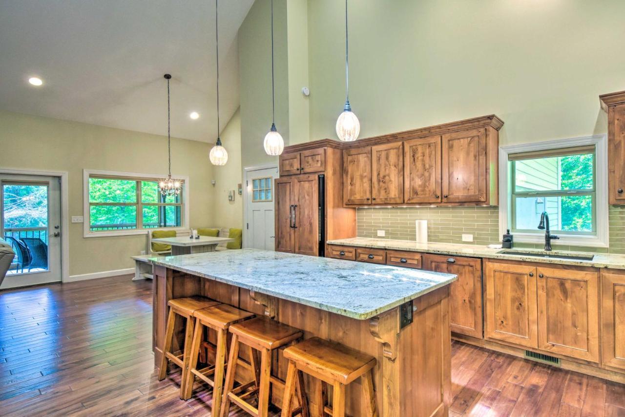 Cozy Riverside Dahlonega Home With Kayaks And Fire Pit Kültér fotó